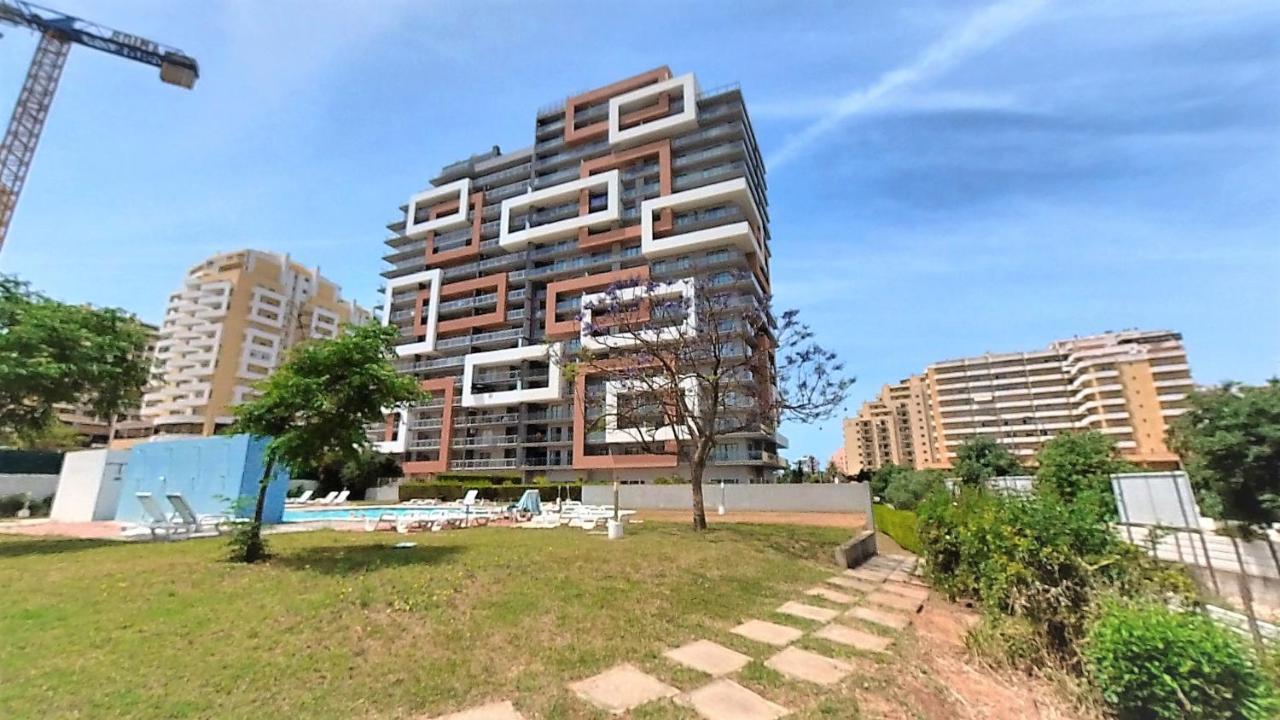 Apartamentos Turisticos Rocha Tower 15C Portimao Exterior photo